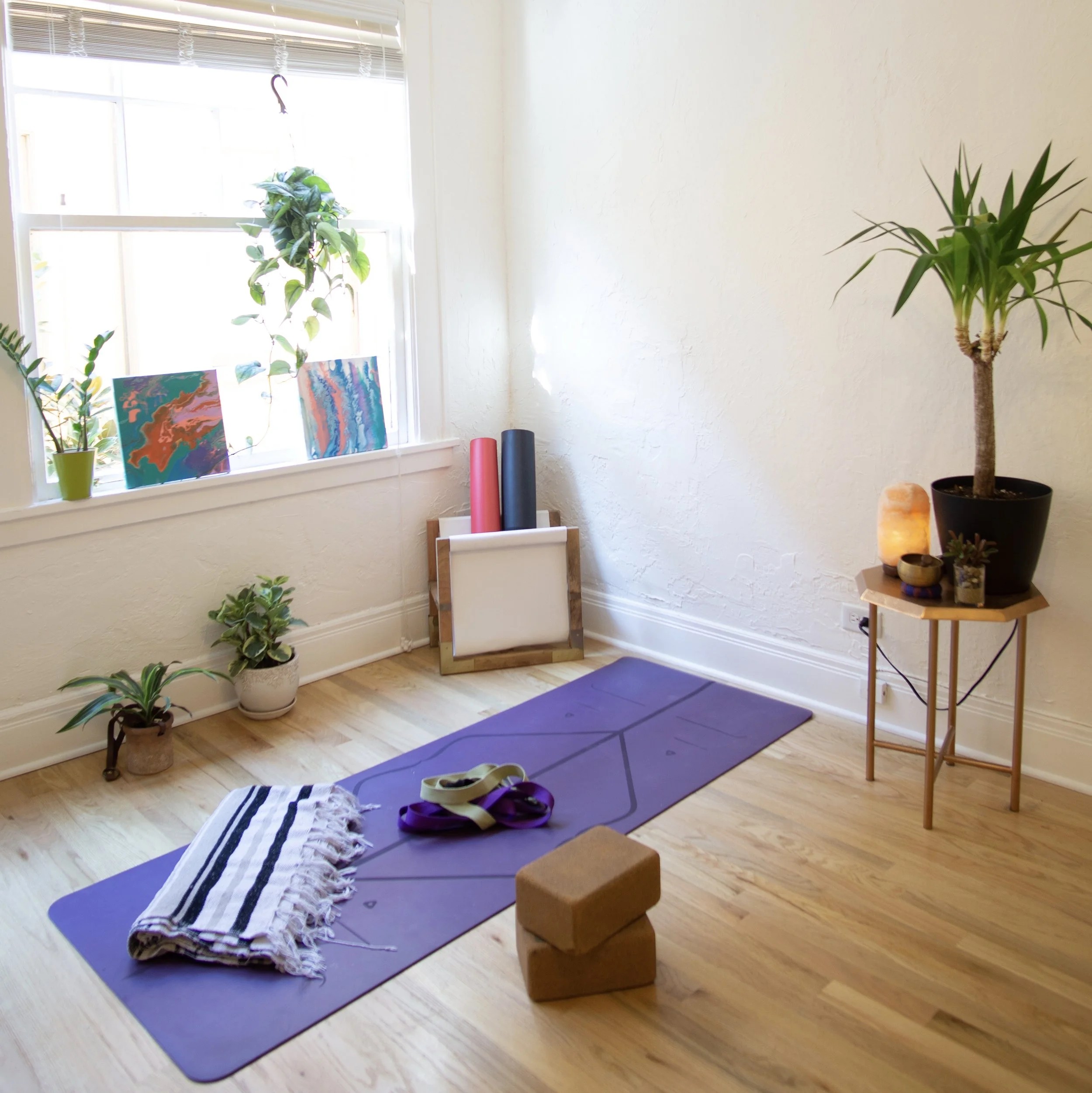 The Overlooked Recovery Tools That Help Busy Women Stay Strong, Mobile, and Consistent
